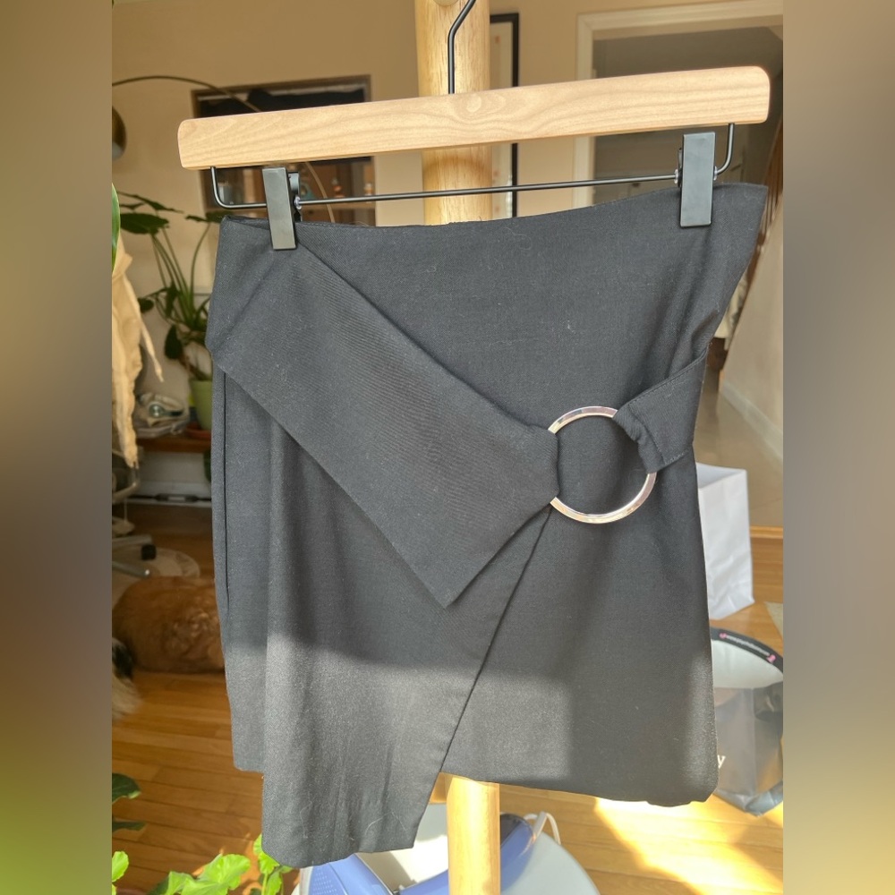 MANGO Elegant Black Skirt with Silver Ring Detail